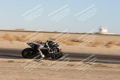 media/Nov-02-2025-CVMA (Sun) [[337aff29ab]]/Race 18-Supersport Middleweight/